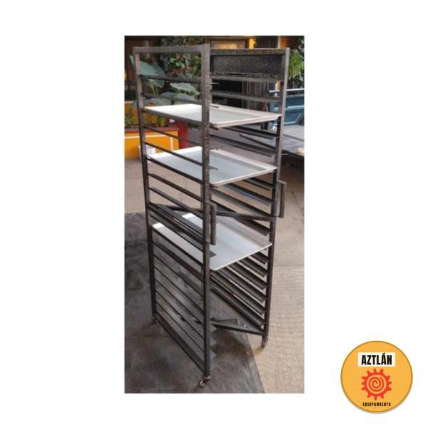 Rack espiguero tipo «Z» para 18 charolas